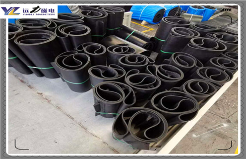 P站免费在线观看皮帶白鋼釘